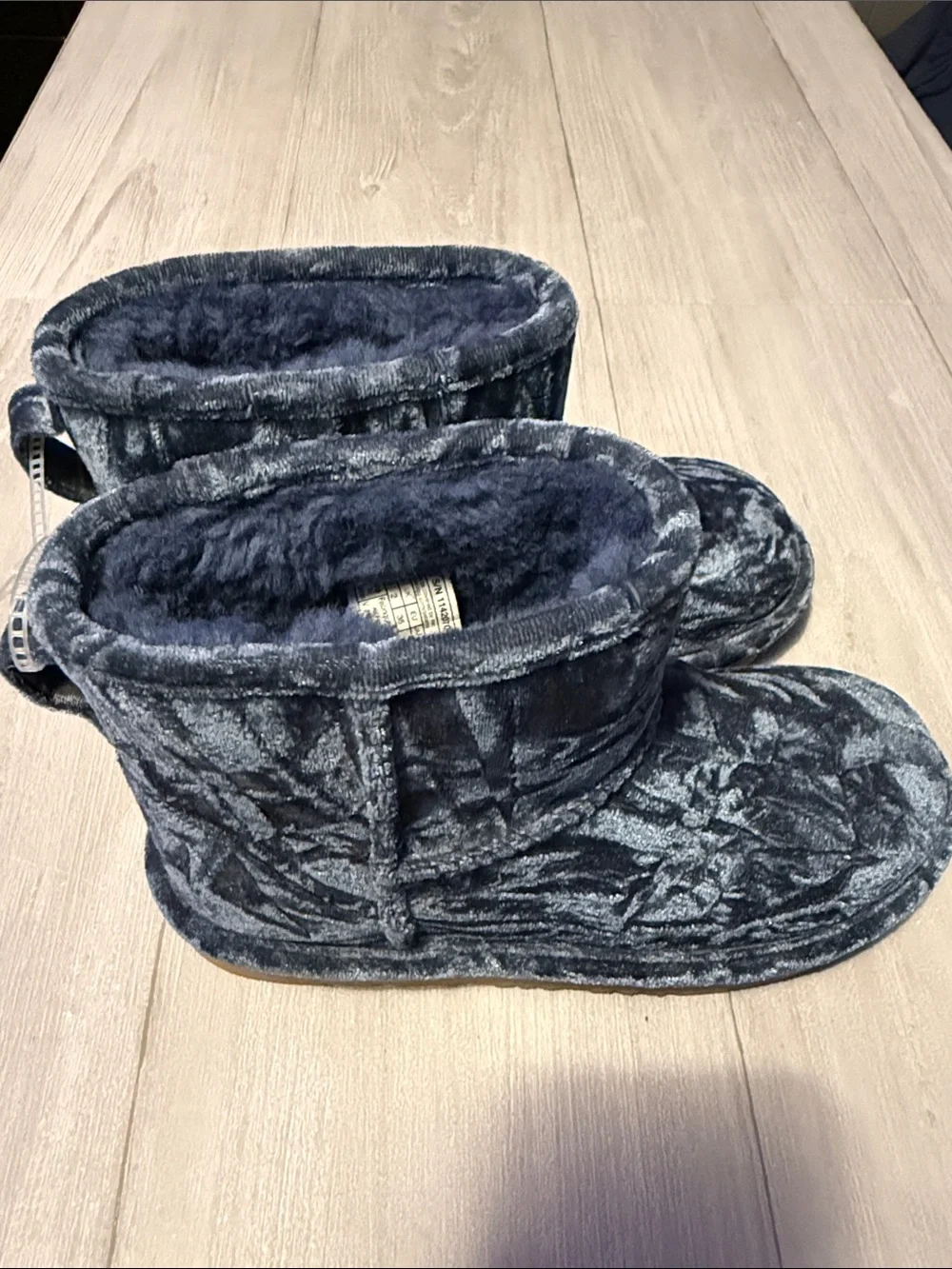 UGG kids girls Plush Boot Slippers in Navy Blue Faux Fur